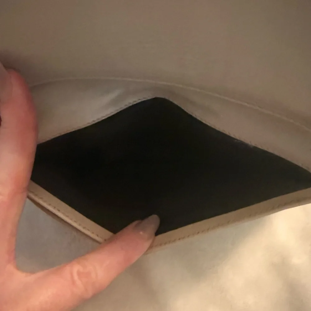 GUCCI Beige GG Monogram Leather Bifold Long Wallet Purse Accessories Italy - Picture 6 of 14